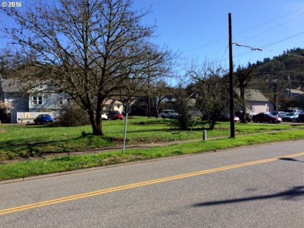 295 SE Fowler St, Roseburg, OR 97470